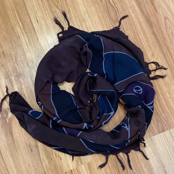 VINTAGE Large fish paréo scarf or wall tapestry - circa 1996 - Picture 3 of 4